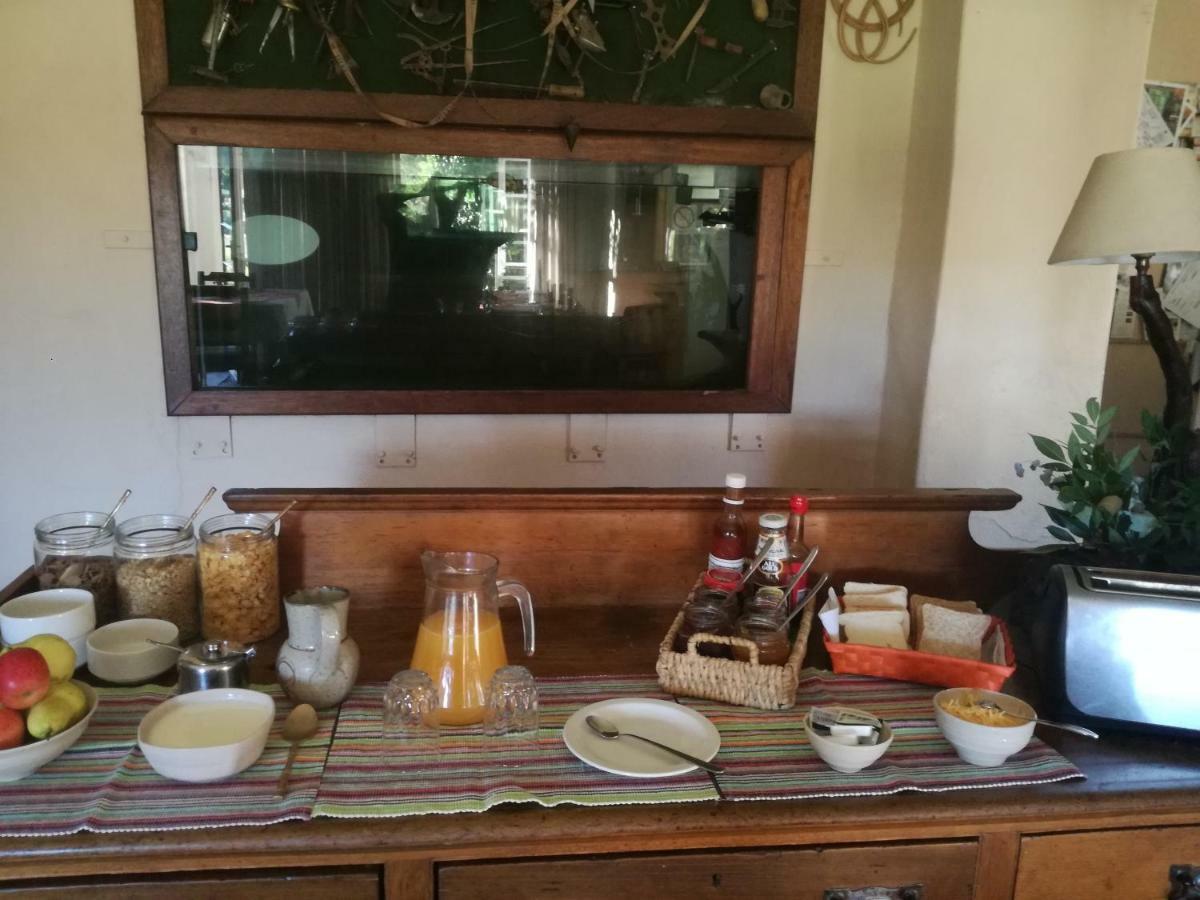Walkerbouts Inn Rhodes 外观 照片