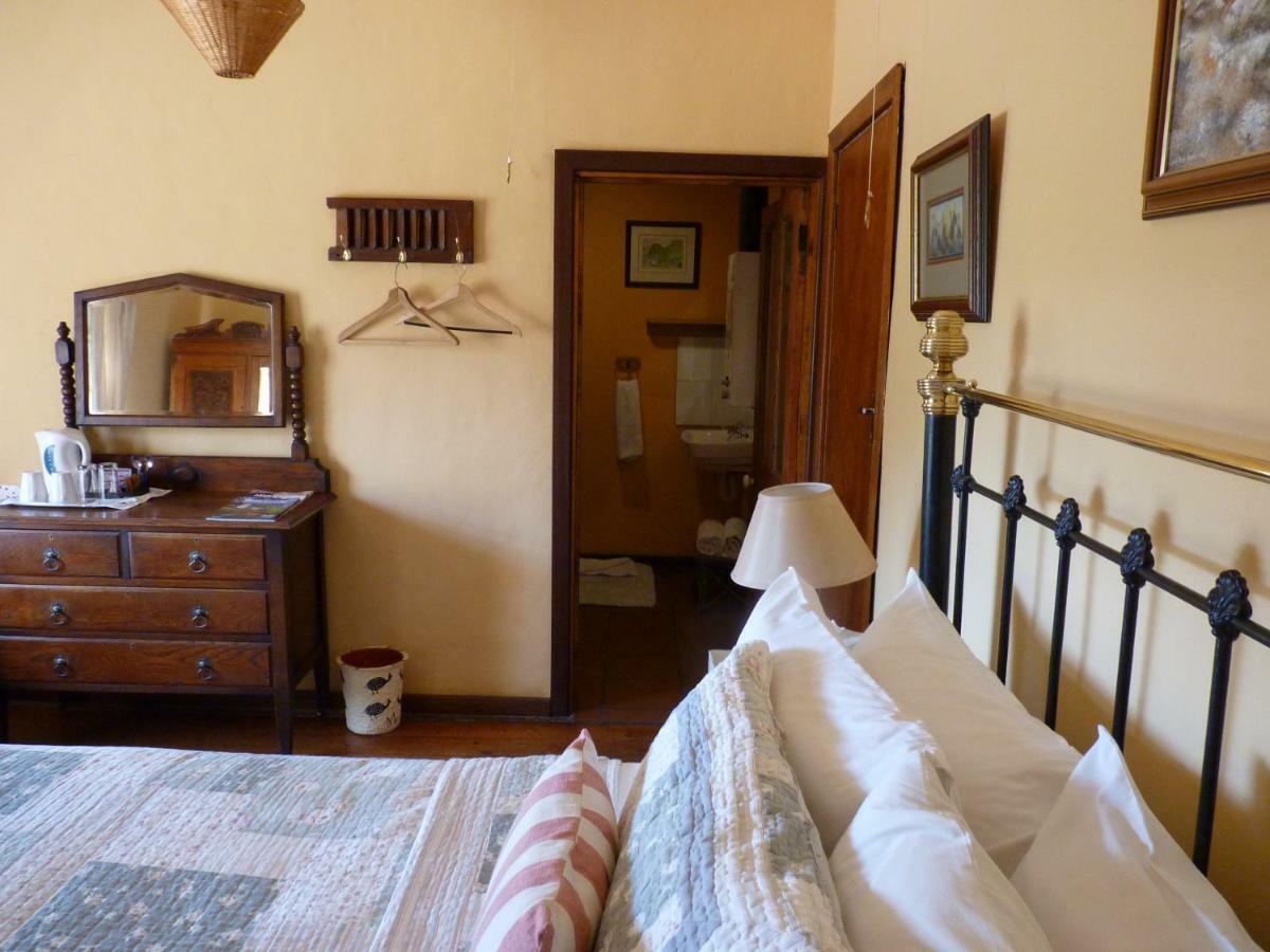 Walkerbouts Inn Rhodes 外观 照片
